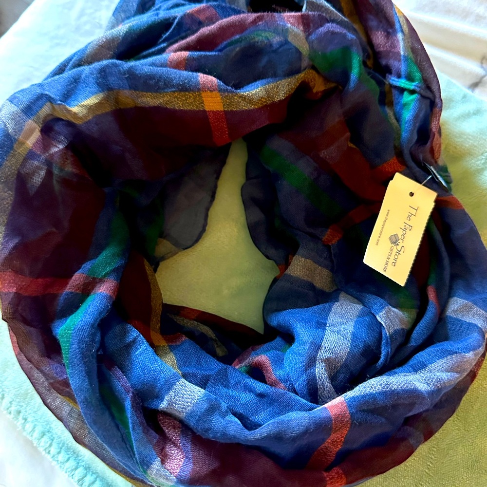 Women’s scarf from paper store
